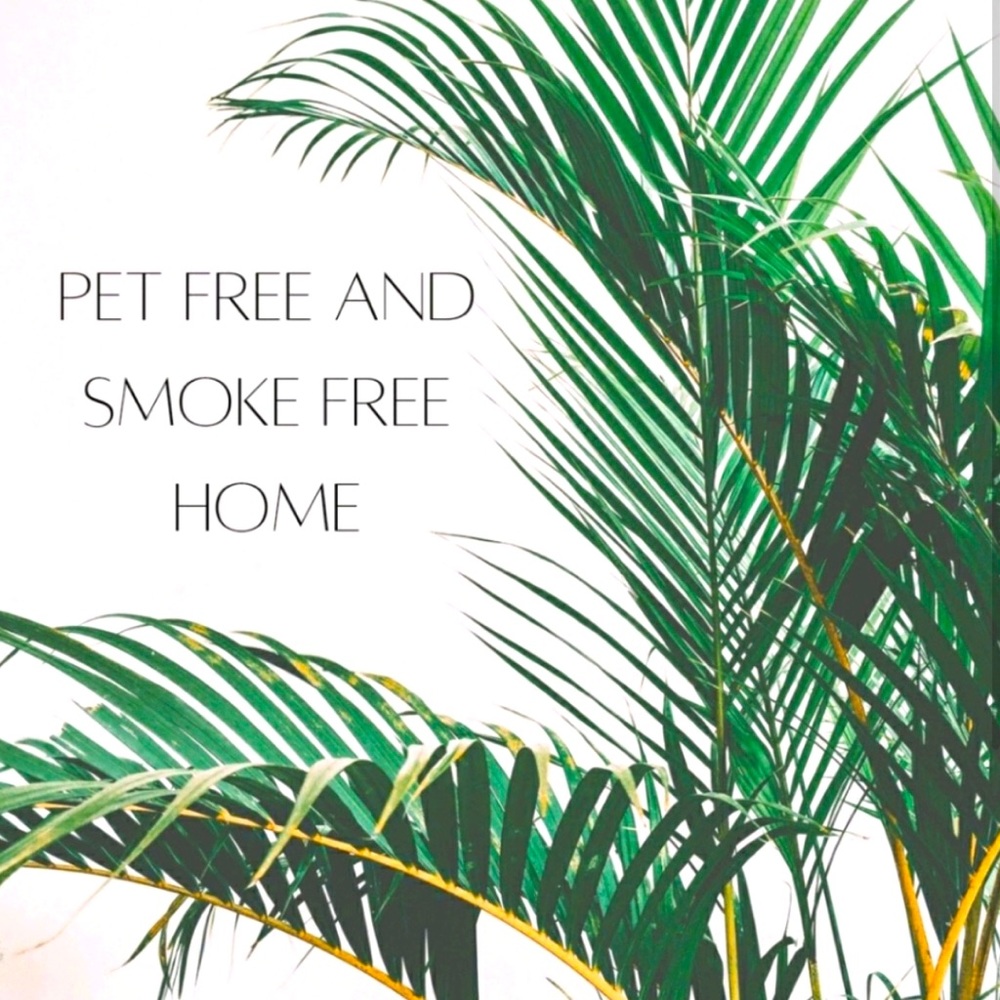 All items are washed & carefully packaged & come from a pet/smoke free home.